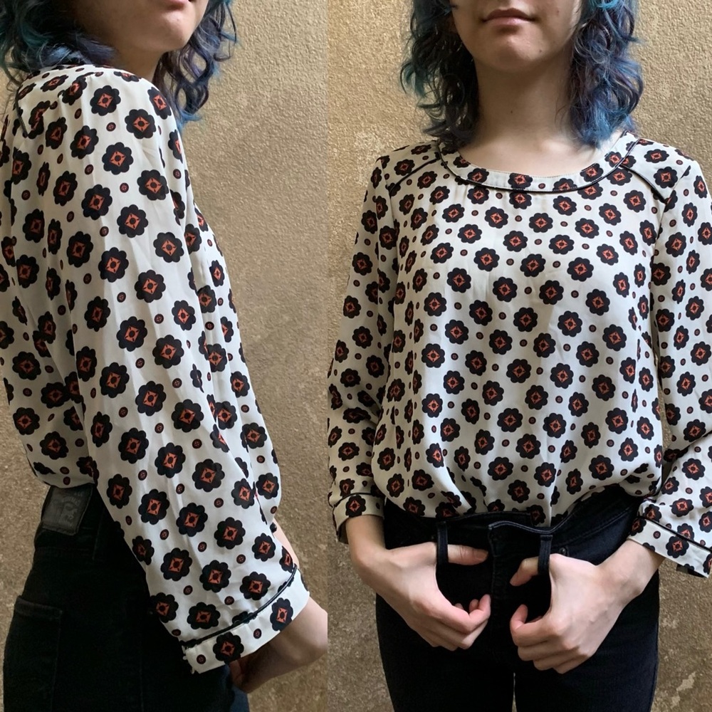 Dressy flower Daniel Rainn blouse medium